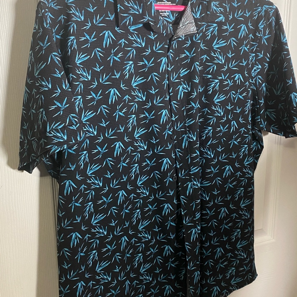 Apt. 9 Size LPremier Flex Performance Black and Blue bamboo Patterned Fabric